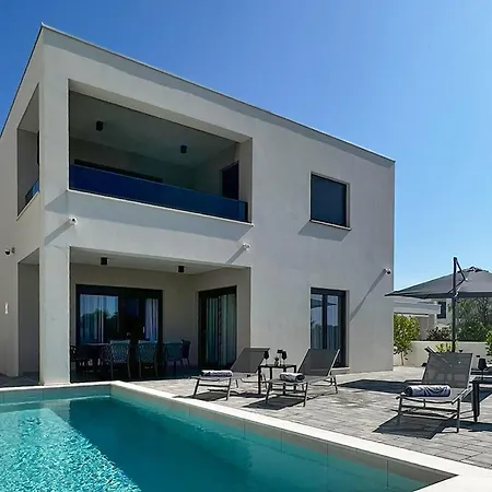 Traumhaftes Haus In Vodice