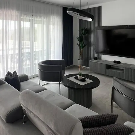 Lovely In בית נופש