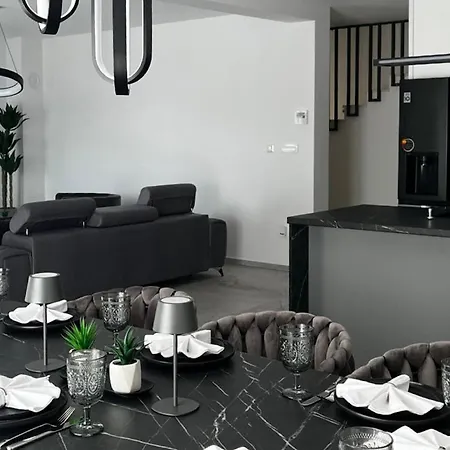 Traumhaftes Haus In Ferienhaus Vodice