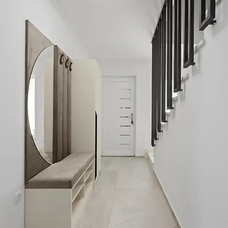 Traumhaftes Haus In * Vodice
