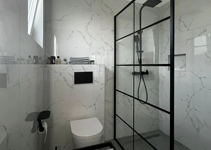 Lovely In בית נופש וודיצה